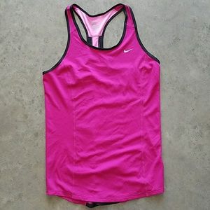 Nike dri-fit tank top size S